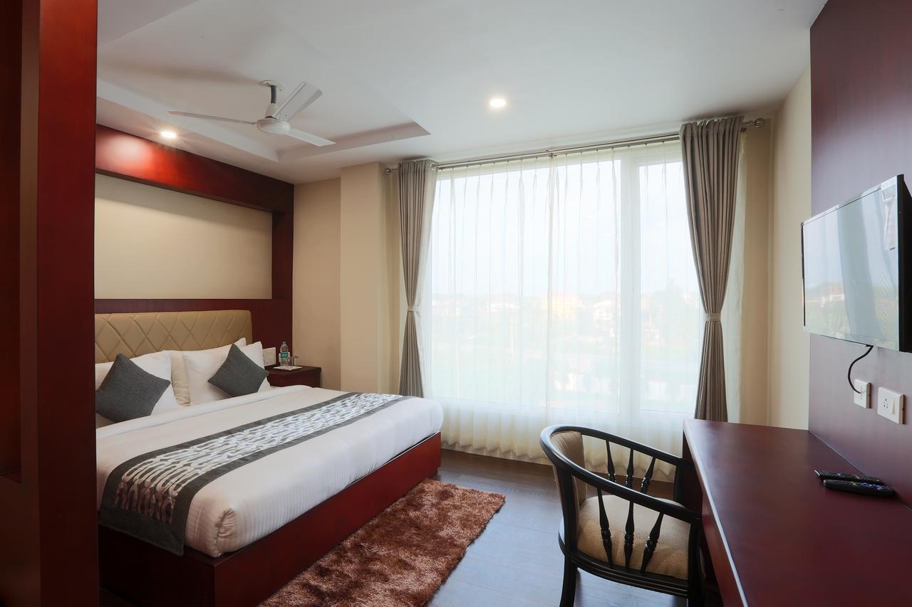 Hotel Jironi Jorhat Ngoại thất bức ảnh