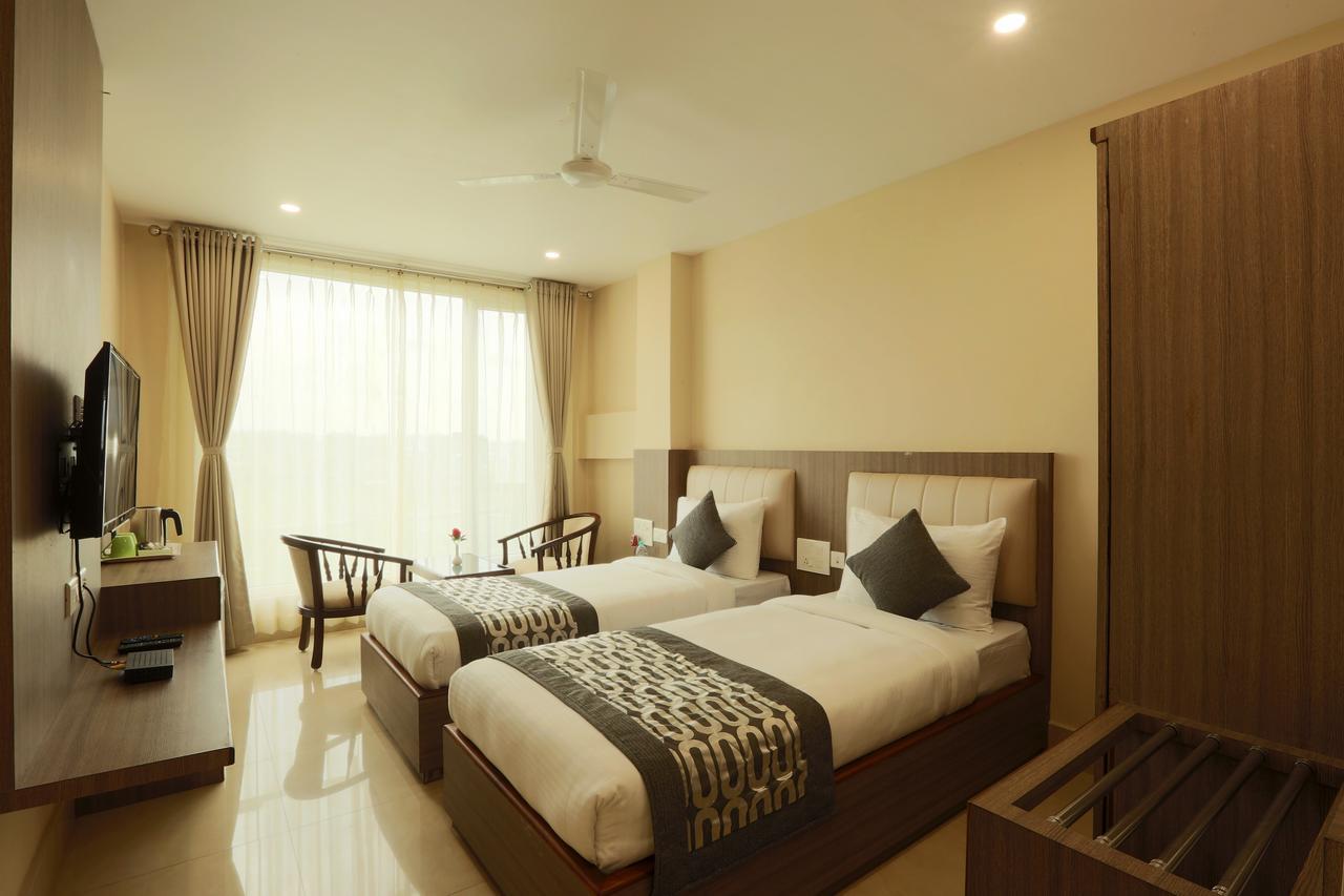 Hotel Jironi Jorhat Ngoại thất bức ảnh